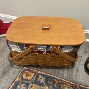 Longaberger basket with liner and plastic insert